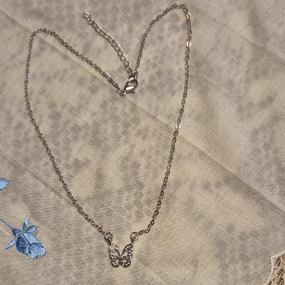 Jewelry - $5"DEAL! Elegant Silver tone Butterfly Adjustable Necklace. NEW! MUST BUNDLE